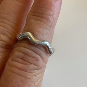 Tiffany & Co Paloma Picasso Zig Zag ring